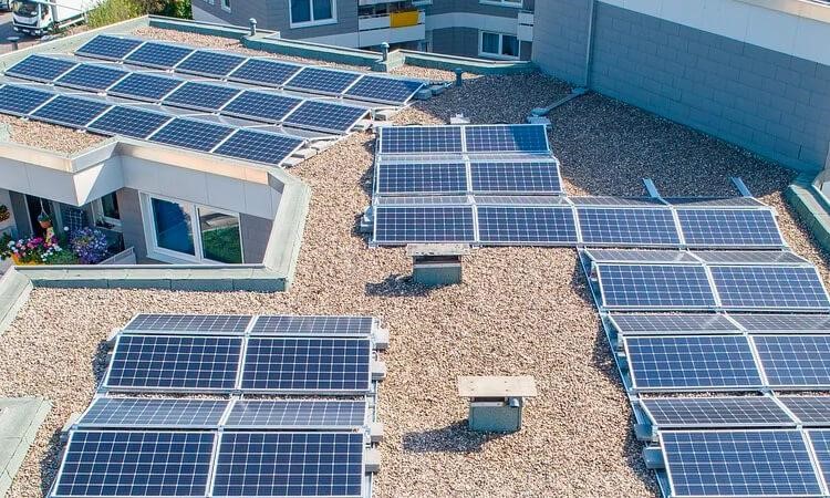 Điện Năng Lượng Mặt Trời Gia Đình - Giải Pháp Tiết Kiệm Chi Phí và Bảo Vệ Môi Trường